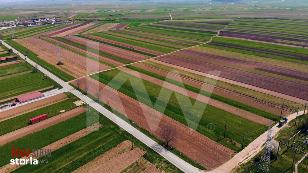 Oportunitate investitie – 6 parcele cu PUZ aprobat si autorizatie -