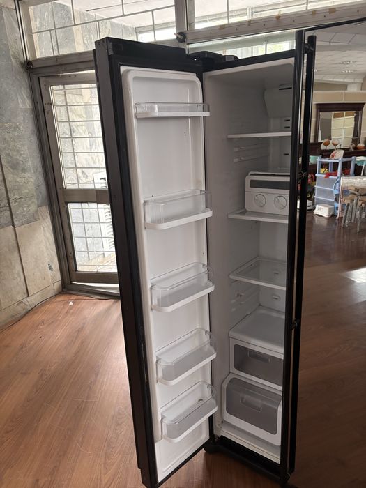 Продам холодильник Samsung