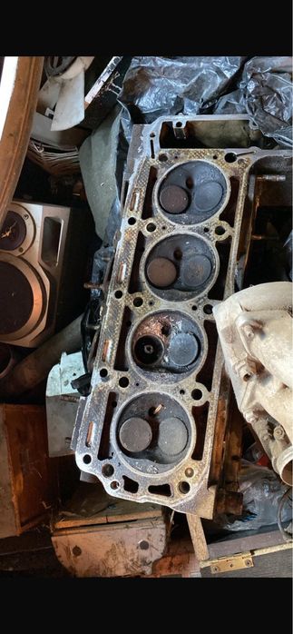 Продам запчасти на 190 мерседес