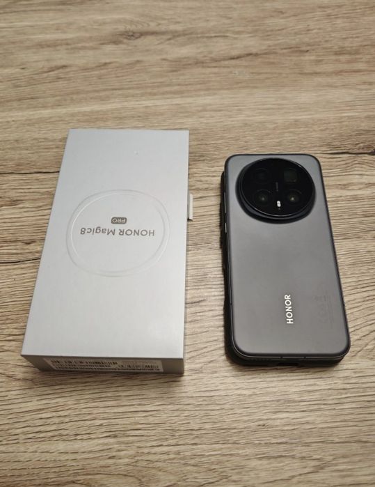 Honor Magic8 Pro