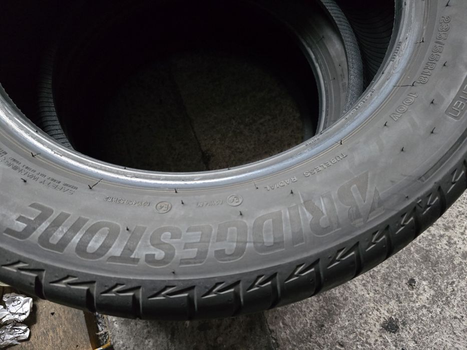 Bridgestone 235/55 R18 100V vară