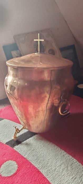 Vând Vas Din Cupru pentru Aghiasmă