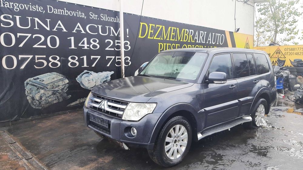 dezmembrez Mitsubishi Pajero 3.2 DiD/usa fata pajero/haion pajero/far