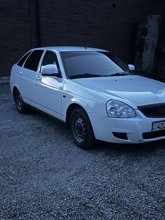 LADA PRIORA > г 2012