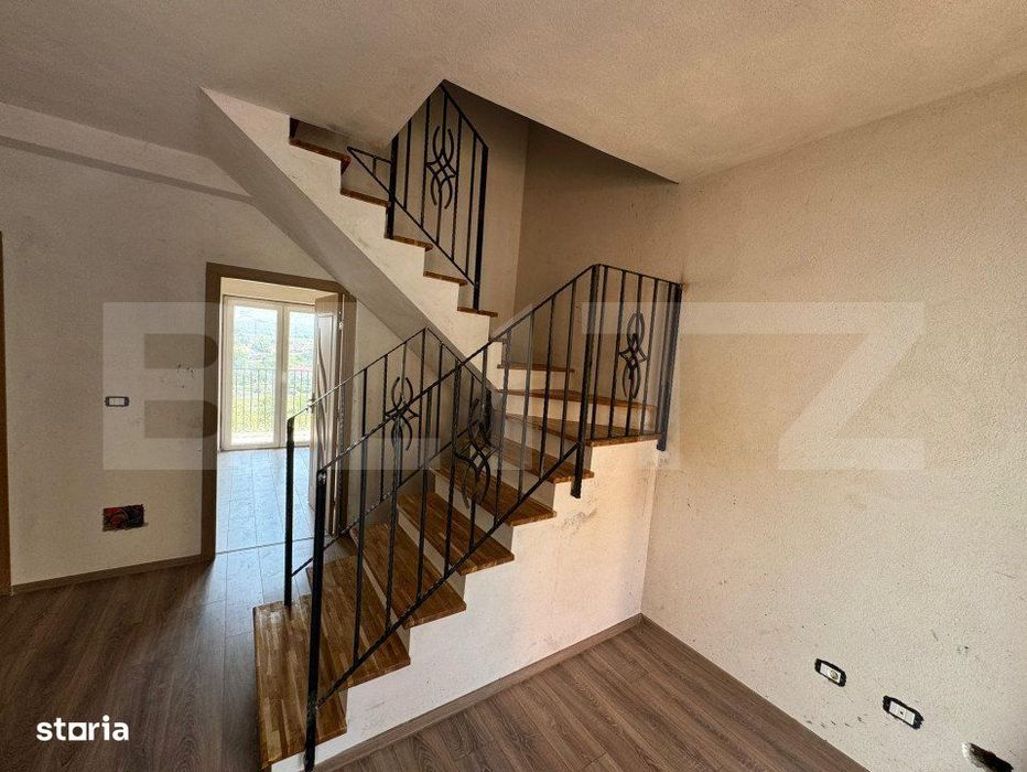 Apartament 3 camere, 80 mp, curte si garaj, Micro — fotografia 3