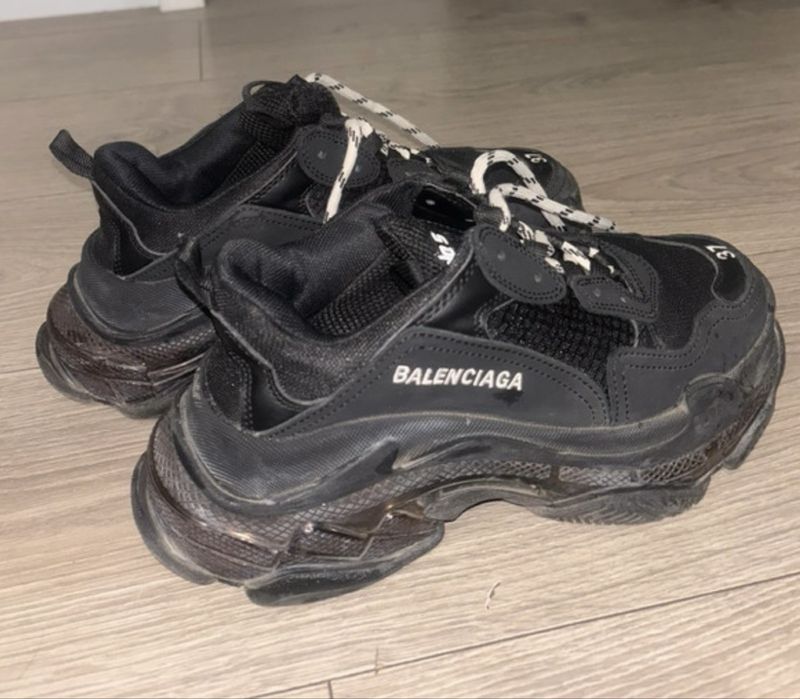 Balenenciaga triple s marimea 37