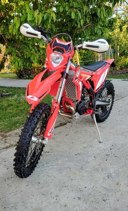 BETA XTRAINER 2023  (70 ore) motor 300  impecabila x-trainer