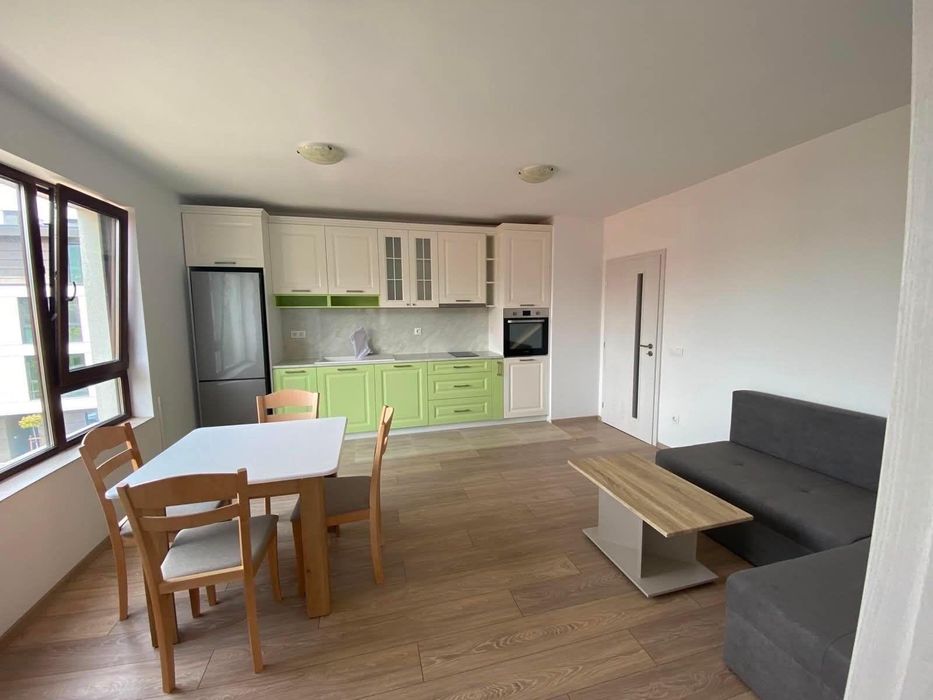Дава се под наем Тристаен апартамент в София, Витоша - 87 кв.м за 999 € - Снимка #2