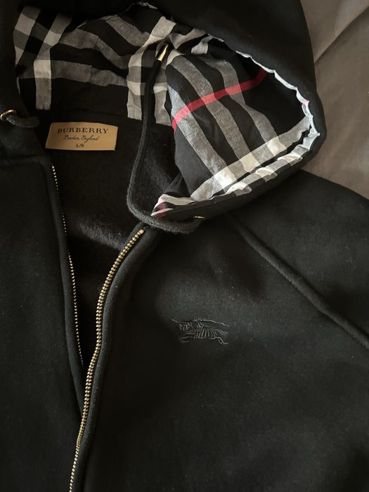 Burberry горнище L - M размер