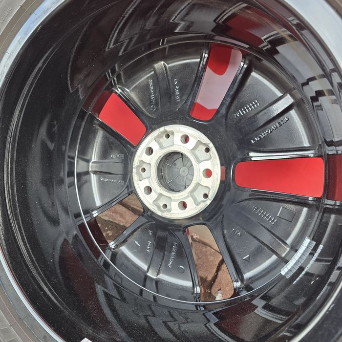 Джанти за Mercedes EQC 19"ц оригинал сп. пакет зимни гуми 255 5019