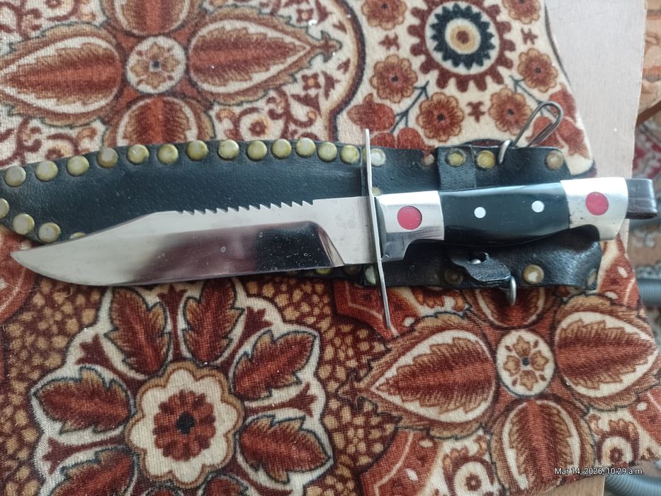 Vând cuţit vânătoare