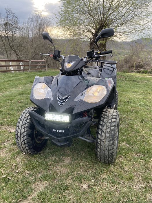 Vând atv e-ton 300