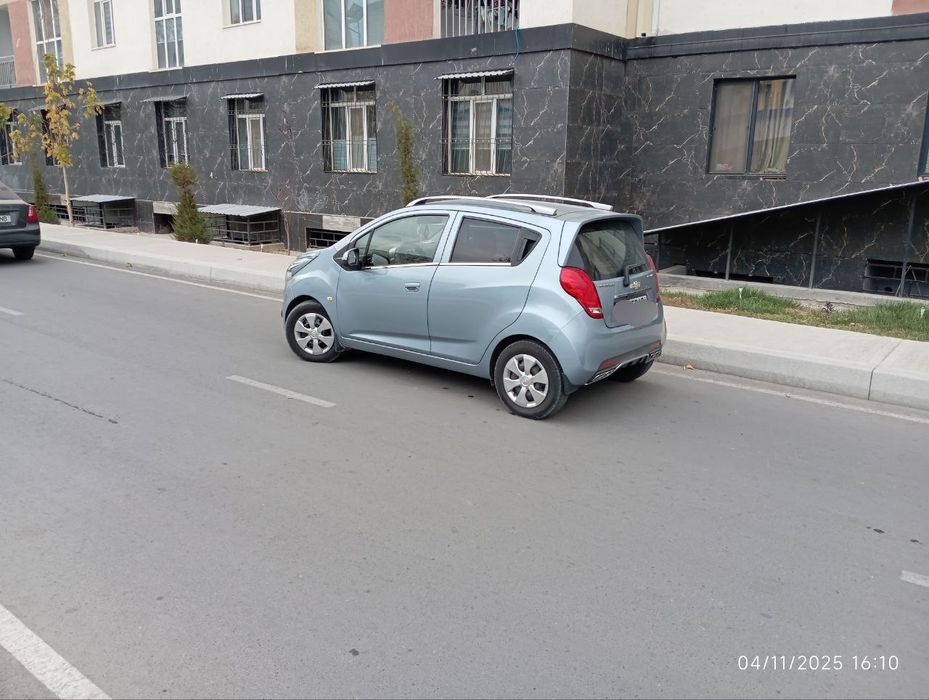 Спарк сўраганларга