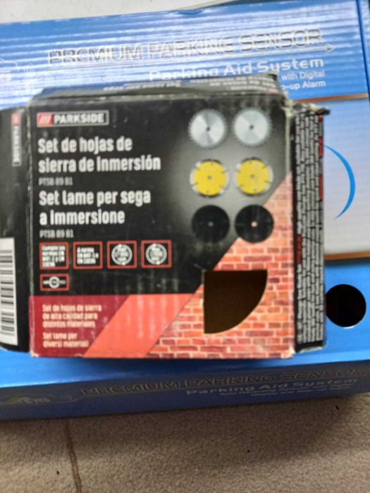 Capsator autofiltanta, percutor