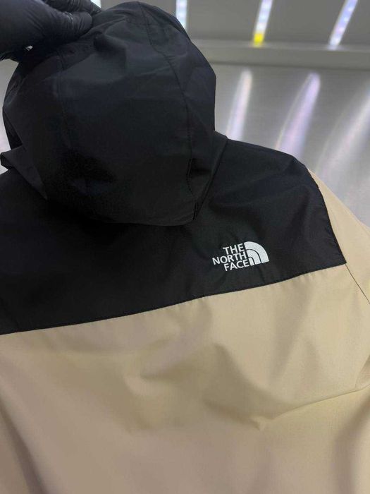 The North Face, спортно яке с качулка