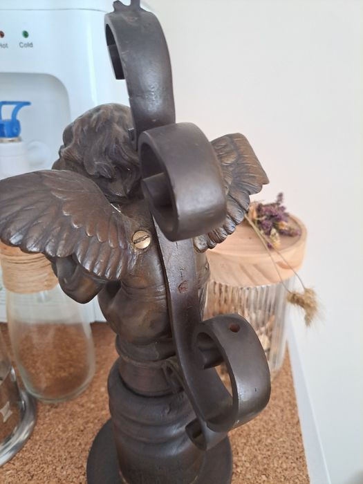 Херувим бронзова фигура