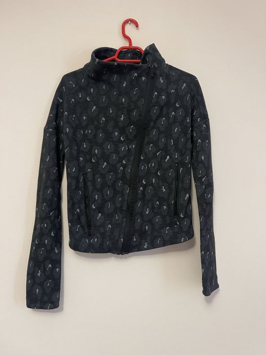 Hanorac adidas marimea xs