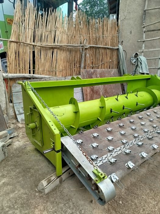 Claas mega 204 old qismi sotiladi sholi mafsumi uchun