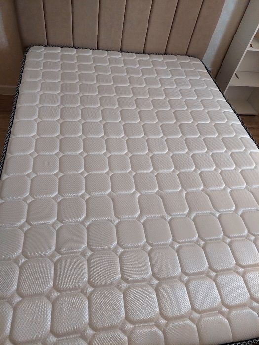 Продам матрас  ортопедический