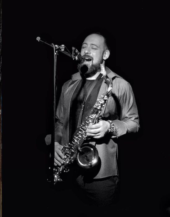 Вокалист на мероприятия