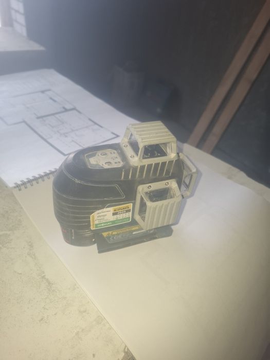 Продам лазерный уровень