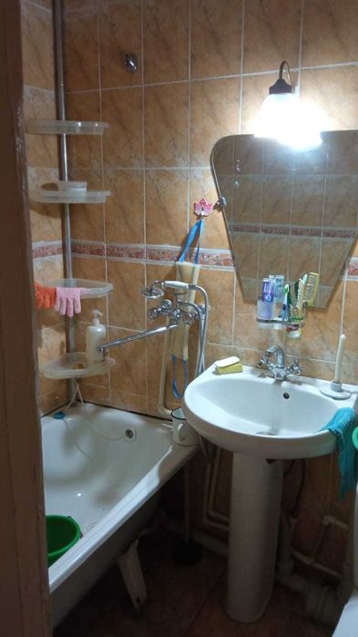 Продам 4х комнатную квартиру