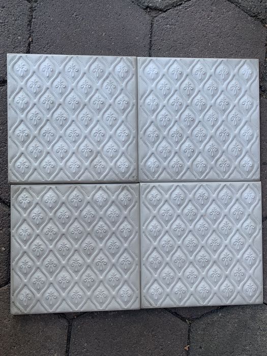 Плитка гипсовая