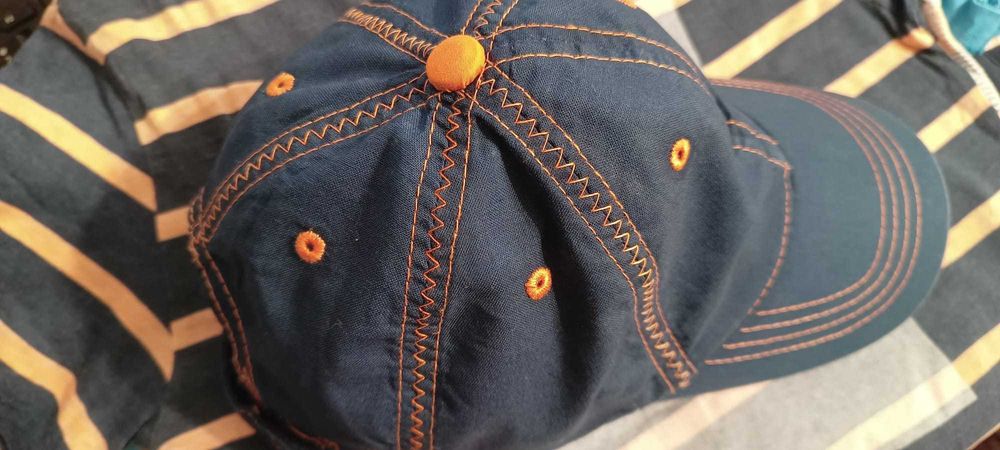 Tricouri baiat Coolclub/Smyk mas 128, 2 buc + sapca 52cm