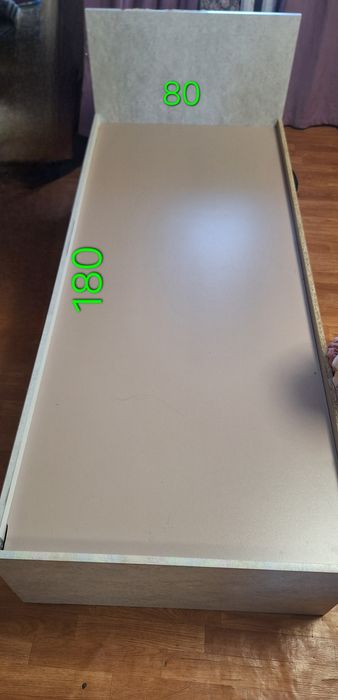 Продам кровать 80*180