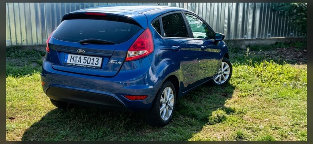 Ford fiesta  Echipare GHIA