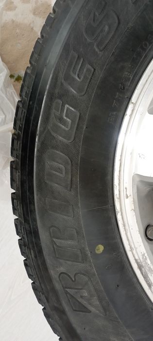 265 65 R17 запаска Прадо