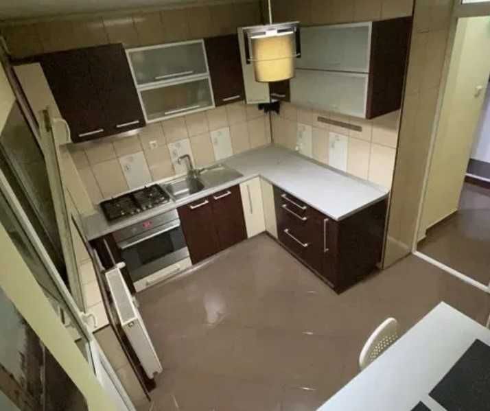 Дава се под наем Четиристаен апартамент в Пловдив, Южен - 95 кв.м за 204 € - Снимка #1