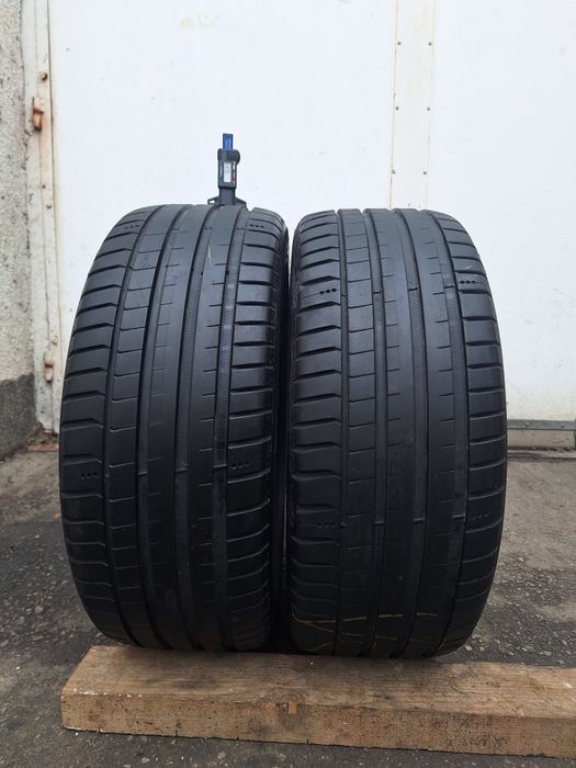 КАТО НОВИ! 2 бр 235 45 19 Michelin pilot sport 5