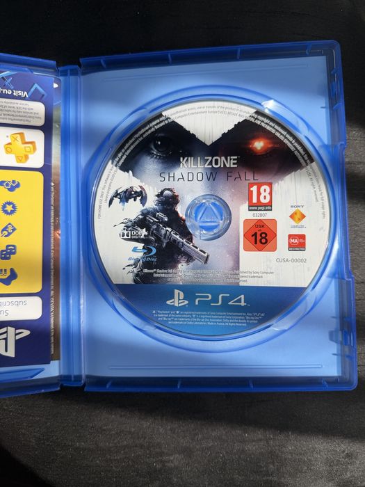 6 броя игри + 2 подарък за playstation 4 и 5