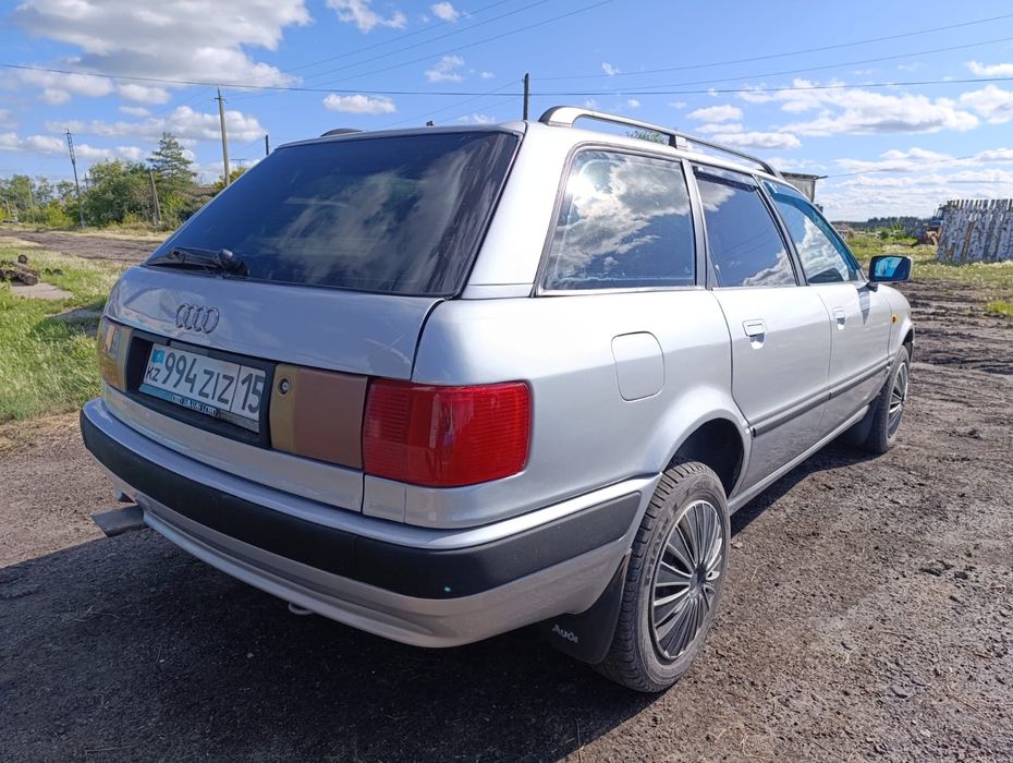 Продам Ауди Б4 универсал