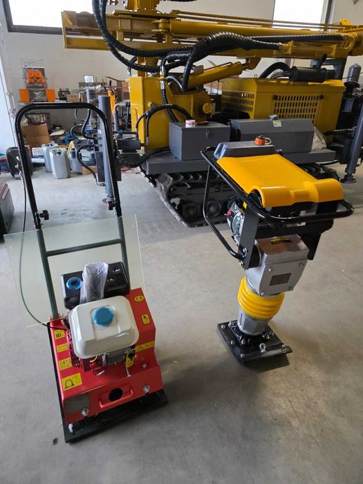 Placi compactoare diferite modele pe stoc. Greutati disponibile 60 kg, 70 kg, 80 kg, 90 kg, 120 kg, 160 kg si 220kg