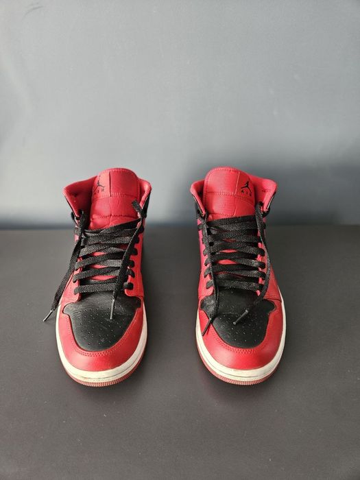 Nike Air Jordan кецове средно високи