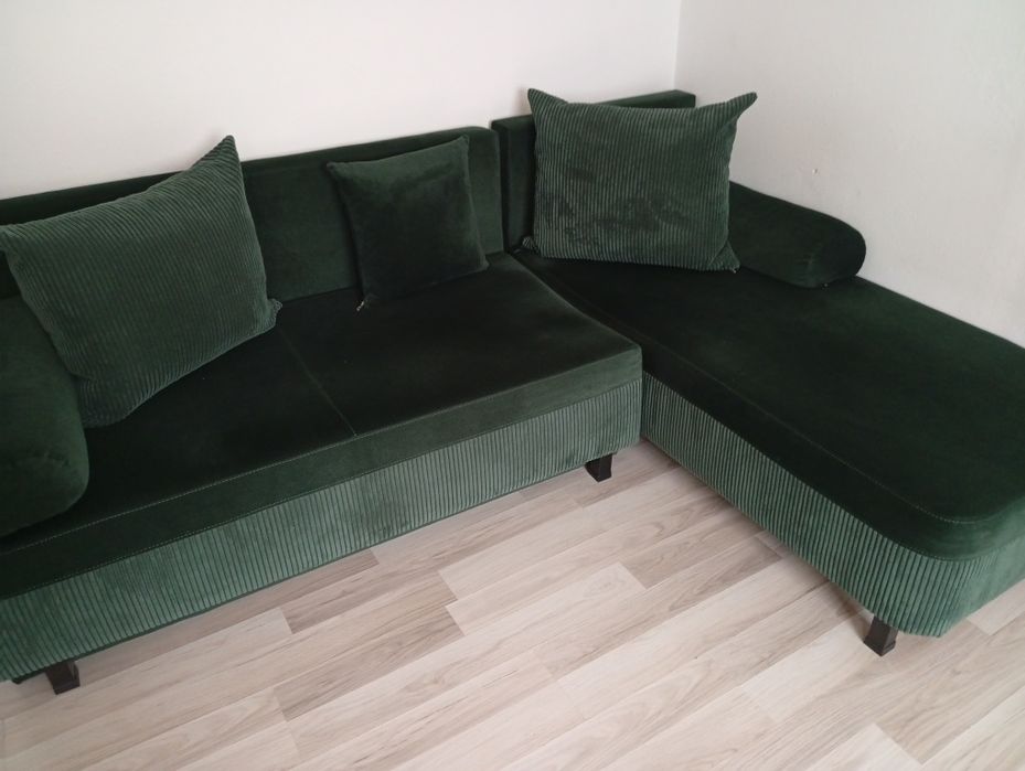 Colțar verde smarald