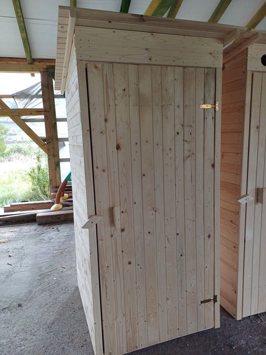 Afumătoare din lambriu