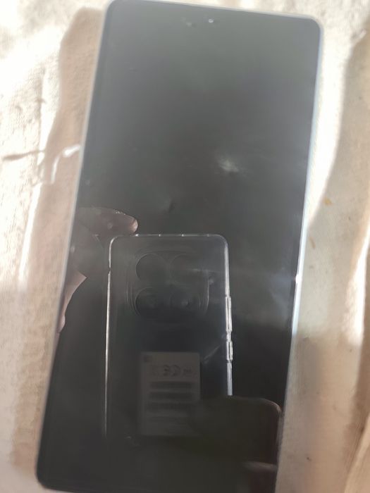 Телефон Redmi 13 Pro-256gb.