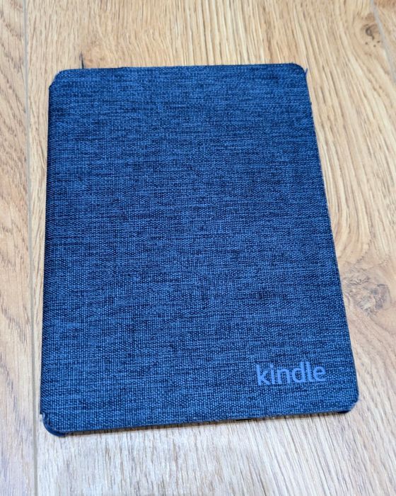 Kindle Paperwhite 11th Gen 16GB + Husa