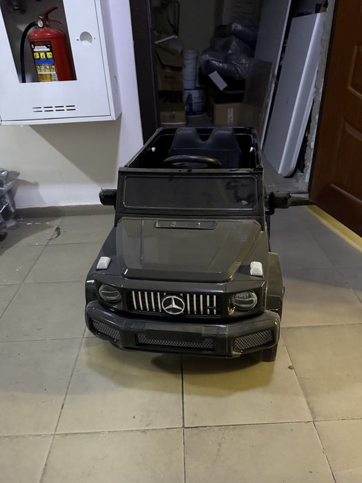 Детская машина электромобиль