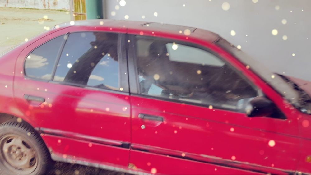 Продам Nissan primera 1992года
