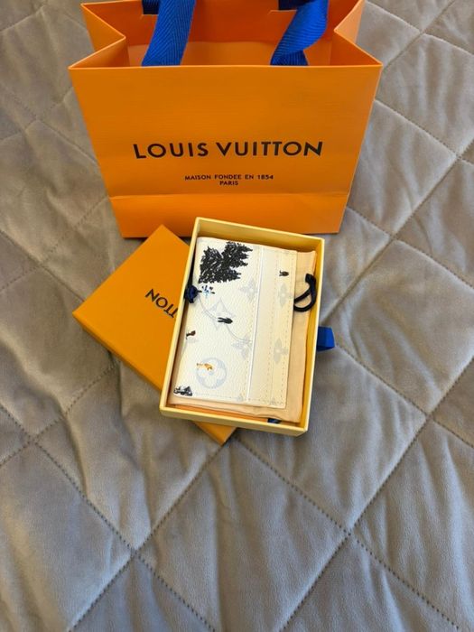 Продам картхолдер Louis Vuitton