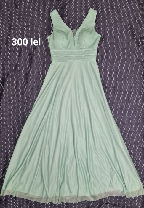 Rochii de seara,  purtate o singura data, toate sunt marimea 42