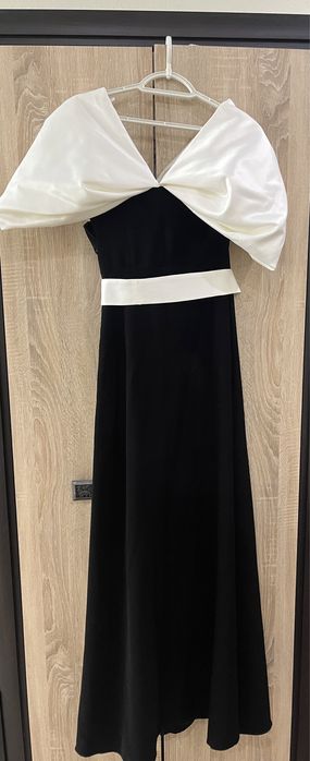 Платье вечернее