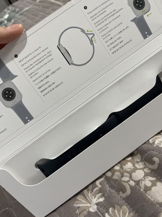 Apple Watch SE (GPS 2-поколения)