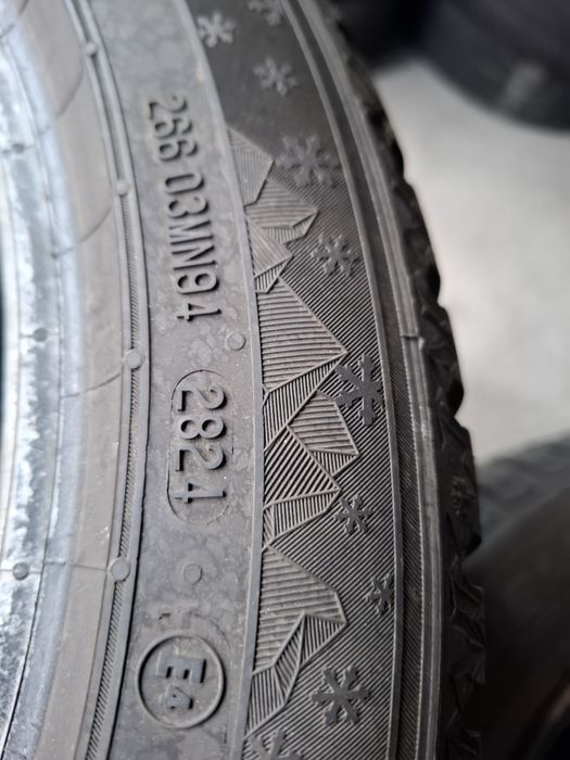 205 50 17 2броя дот 2824 semperit като нови цената е за брой