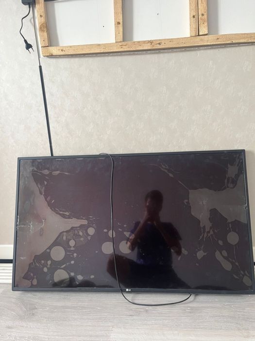 Продаю телевизор LG и компьютер