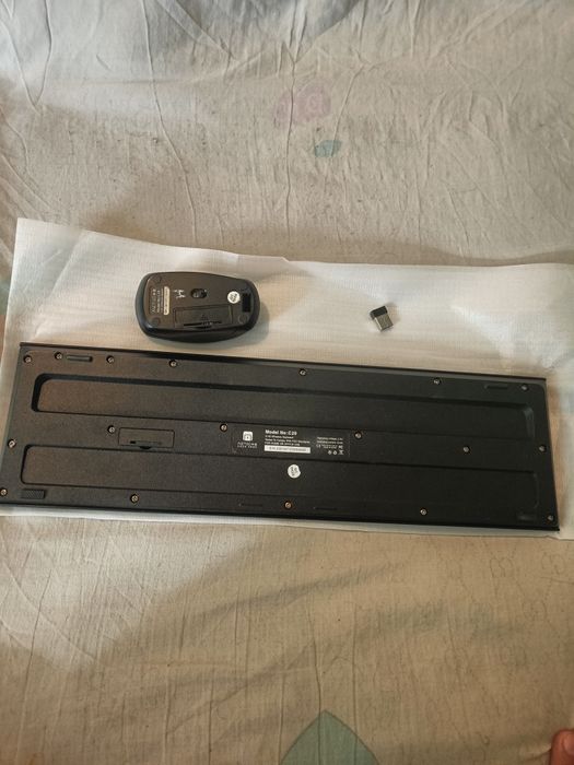 Продаётся клавиатура с мышкой